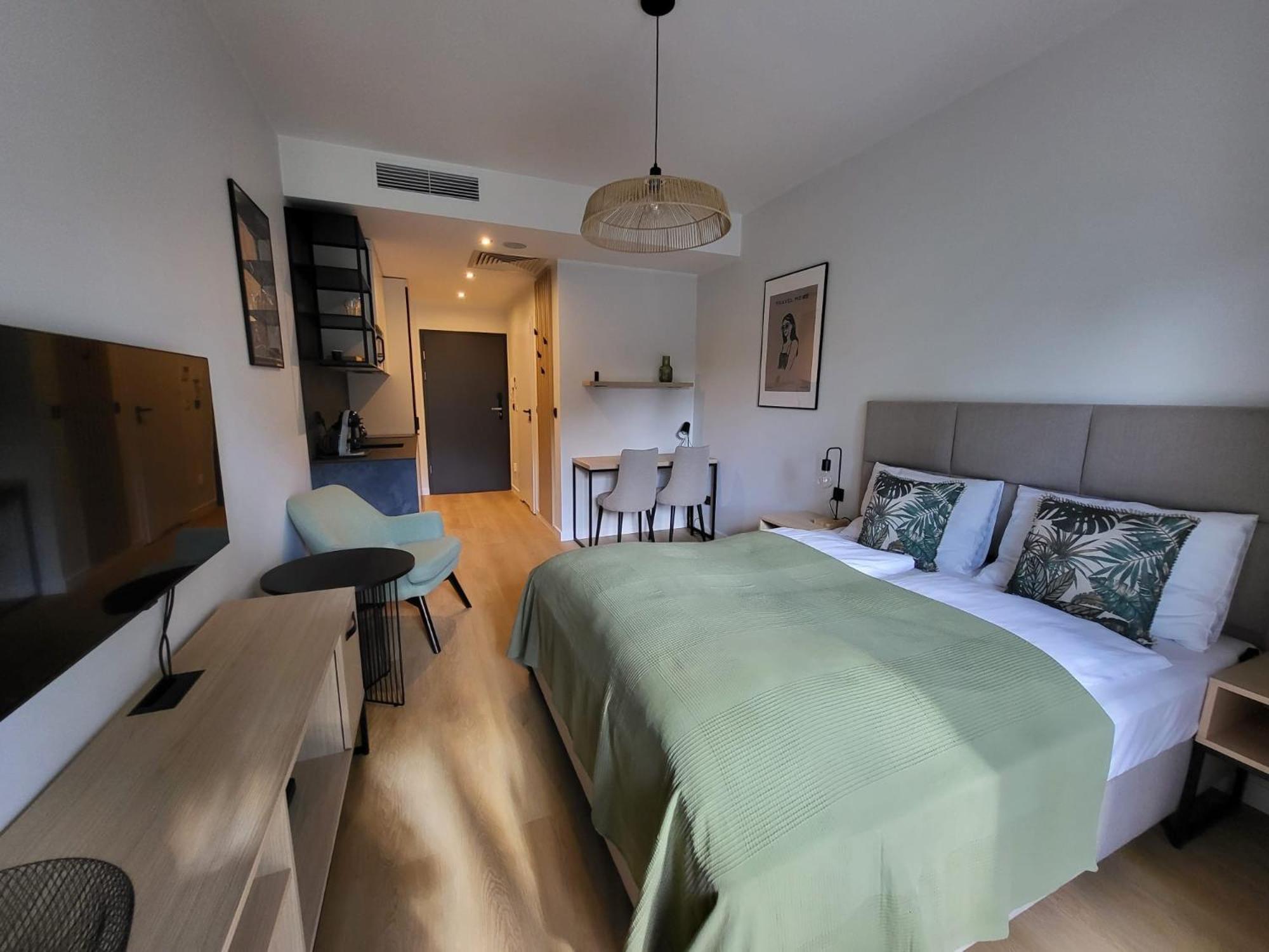 Plac Wolnosci 6 Apartment *